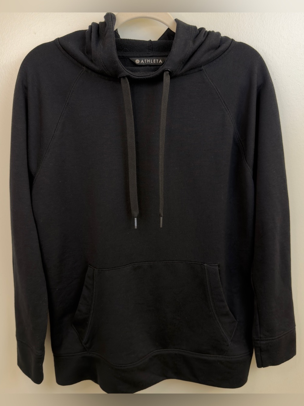 Athleta Women’s Black Pullover Hoodie with Kangaroo Pocket Size Small